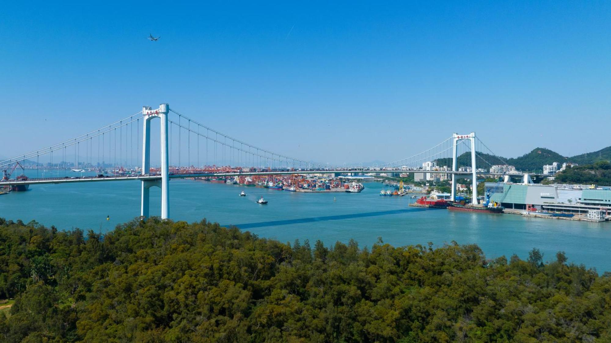 Hualuxe Xiamen Haicang Habour View Екстериор снимка